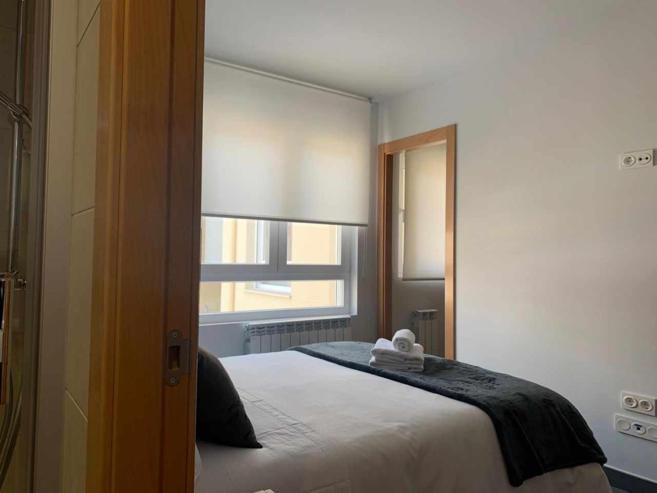 Ramon Y Cajal Suites De Luxe Леон Екстериор снимка