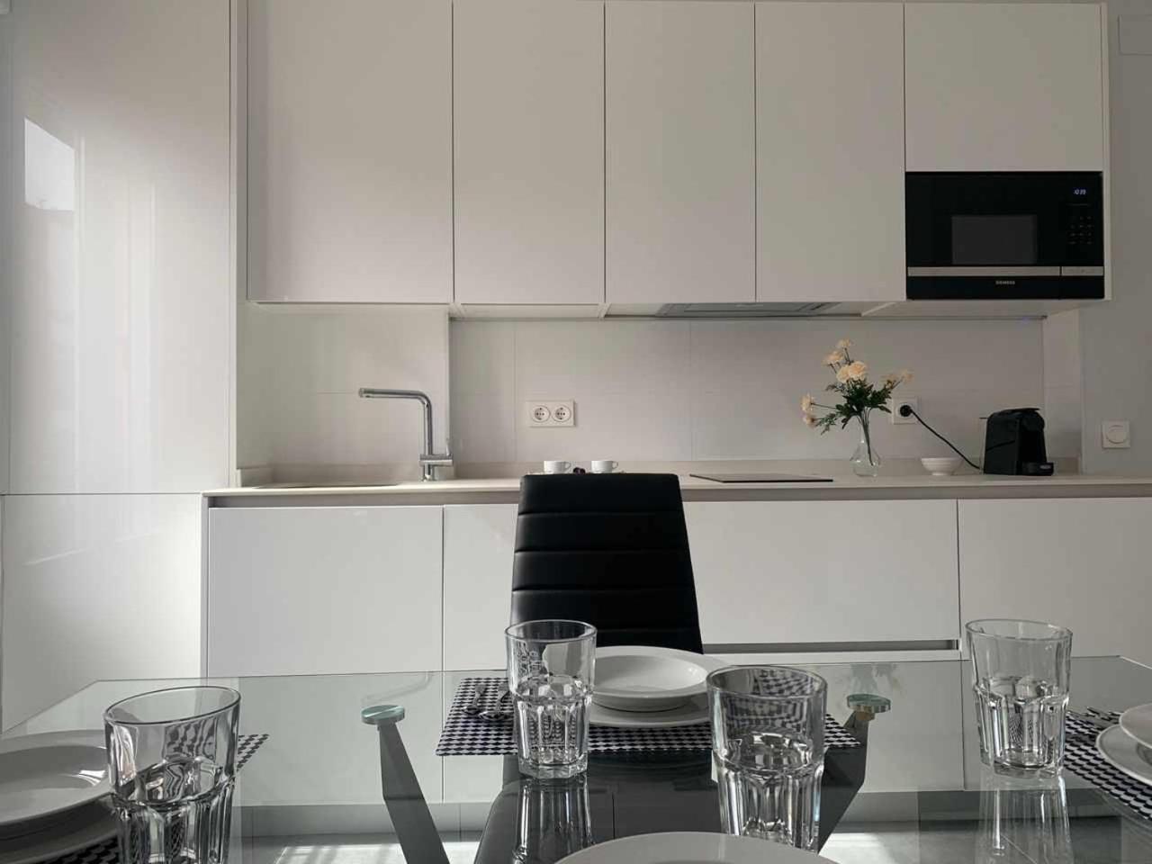 Ramon Y Cajal Suites De Luxe Леон Екстериор снимка