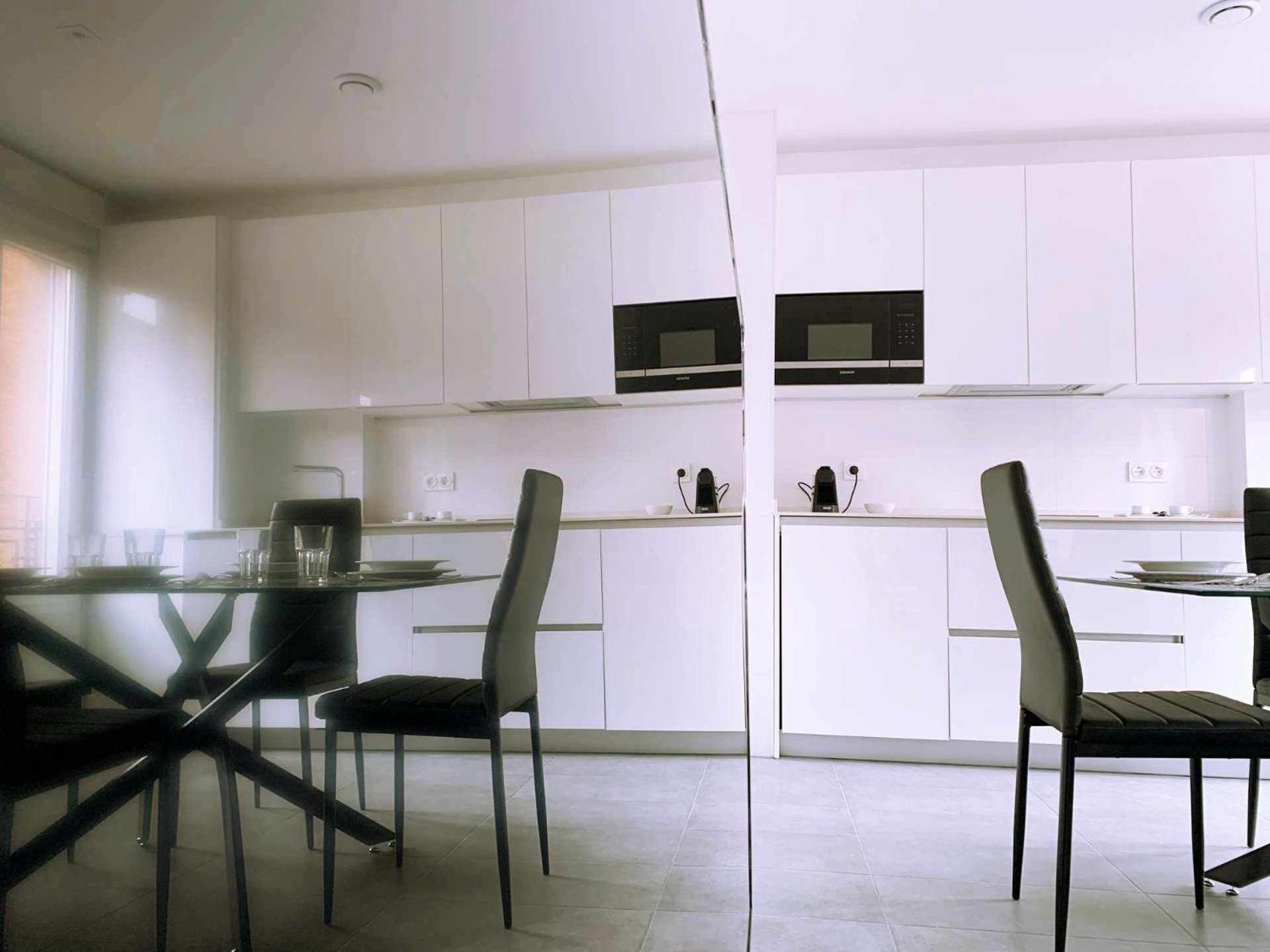 Ramon Y Cajal Suites De Luxe Леон Екстериор снимка